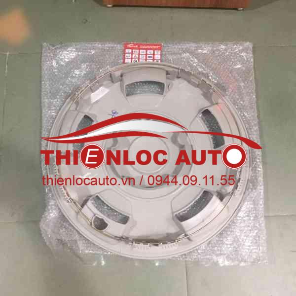 ỐP (NẮP CHỤP) LAZANG FORD TRANSIT 8C191130AA ỐP LAZANG FORD TRANSIT