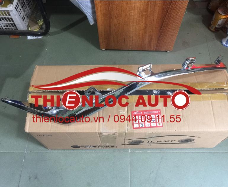 ỐP (NẸP) MẶT CA LĂNG TRÁI MAZDA 3 NẸP MẠ CA LĂNG MAZDA 3