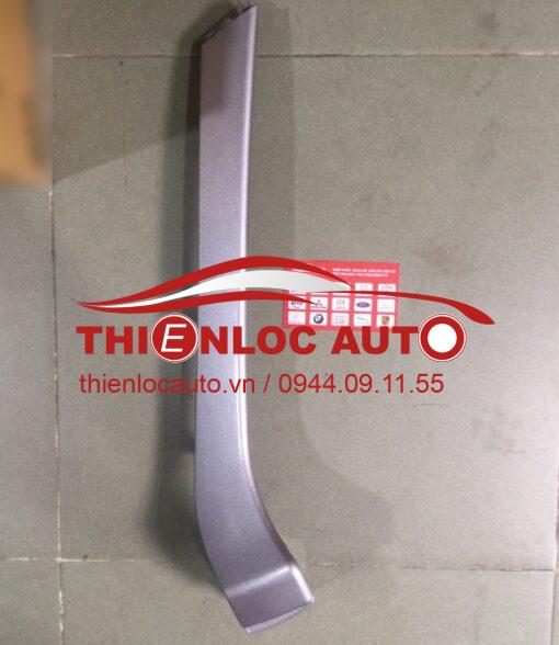 ỐP VIỀN MẶT CA LĂNG TOYOTA YARIS