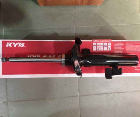 PHUỘC NHÚN TRƯỚC MAZDA 3