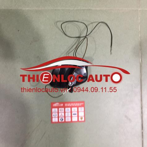 XI NHAN GƯƠNG PHẢI ISUZUDMAX XI NHAN GƯƠNG PHẢI ISUZU DMAX