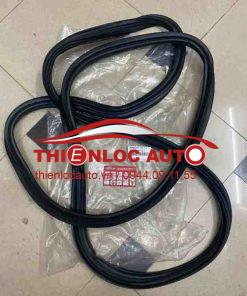 GIOĂNG CỐP HẬU TOYOTA LAND CRUISER PRADO