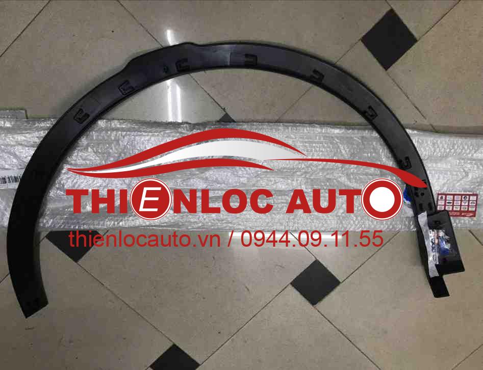 ỐP TAI DÈ TRƯỚC PHỤ RANGE ROVER DISCOVERY SPORT. ỐP TAI DÈ TRƯỚC PHỤ RANGE ROVER DISCOVERY SPORT.