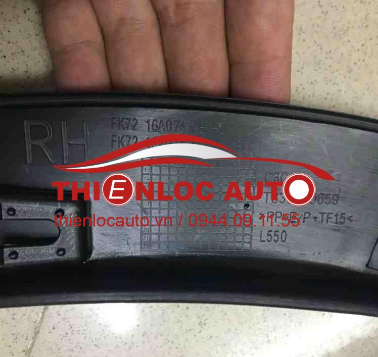 ỐP TAI DÈ TRƯỚC PHỤ RANGE ROVER DISCOVERY SPORT ỐP TAI DÈ TRƯỚC PHỤ RANGE ROVER DISCOVERY SPORT